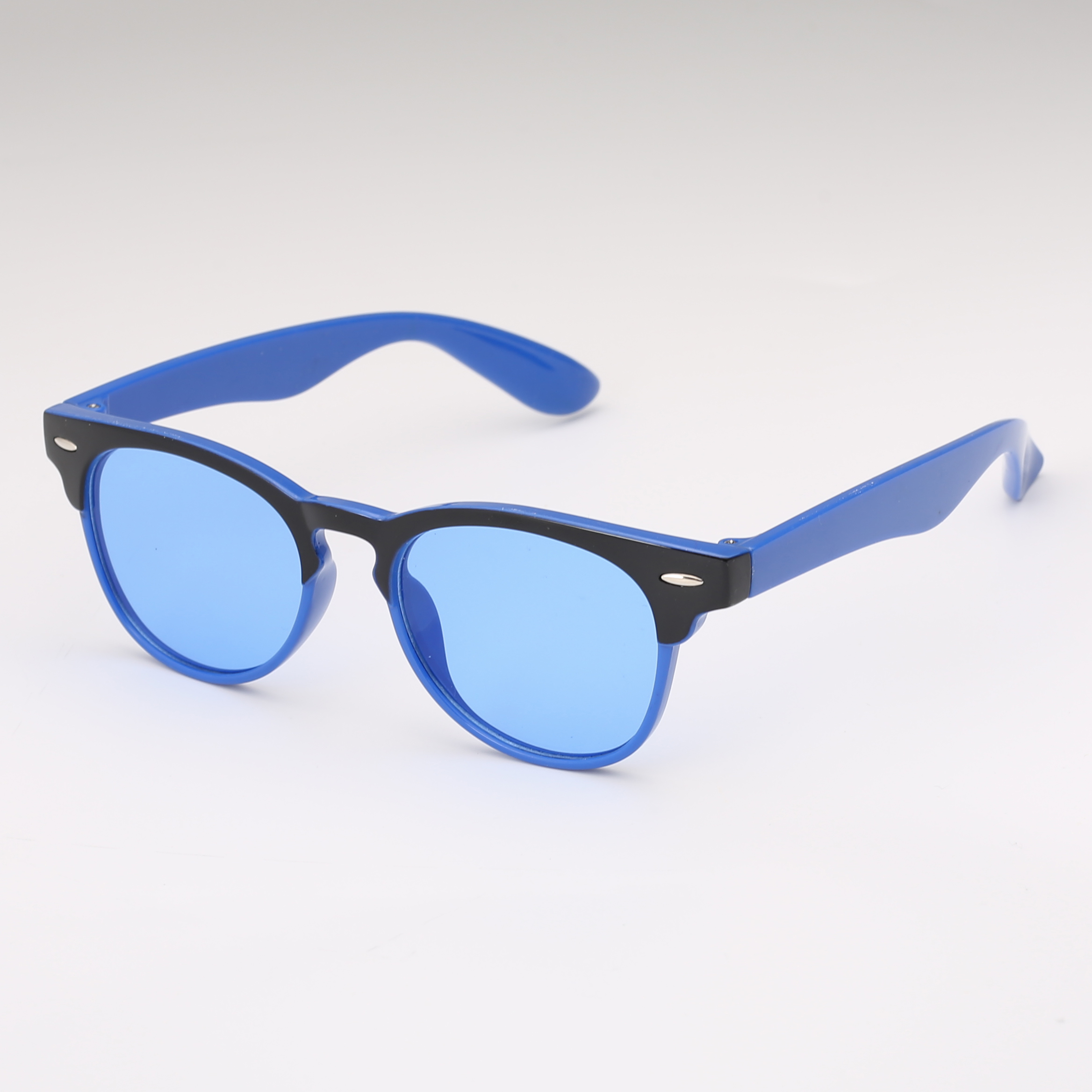 OEM Wholesale START Brand Children's PC Frame AC Lenses Customized Color Full Rim Fashion Sunglasses SK3249 Model Boys Girls