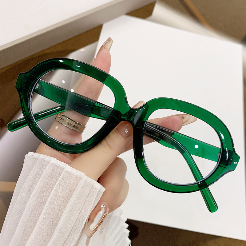 Reading Glasses Display Multiple Colors